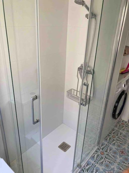 Piso Centrico Con Garaje Privado Gratis Apartment Santander Exterior photo