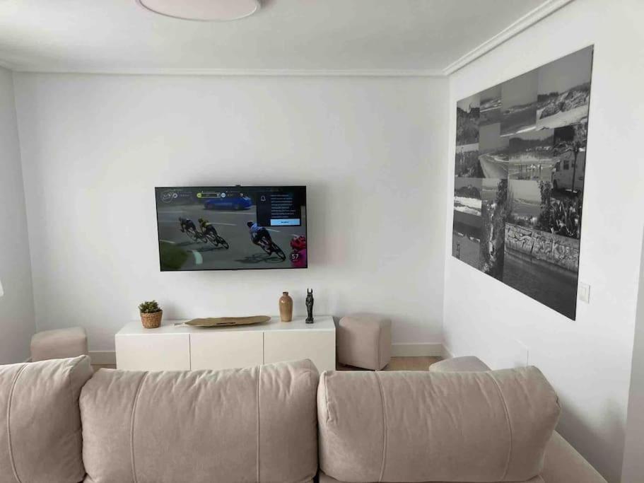 Piso Centrico Con Garaje Privado Gratis Apartment Santander Exterior photo