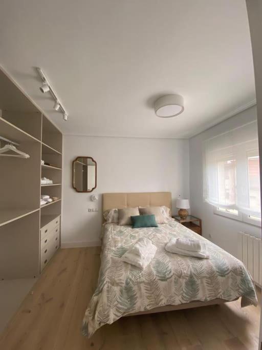 Piso Centrico Con Garaje Privado Gratis Apartment Santander Exterior photo